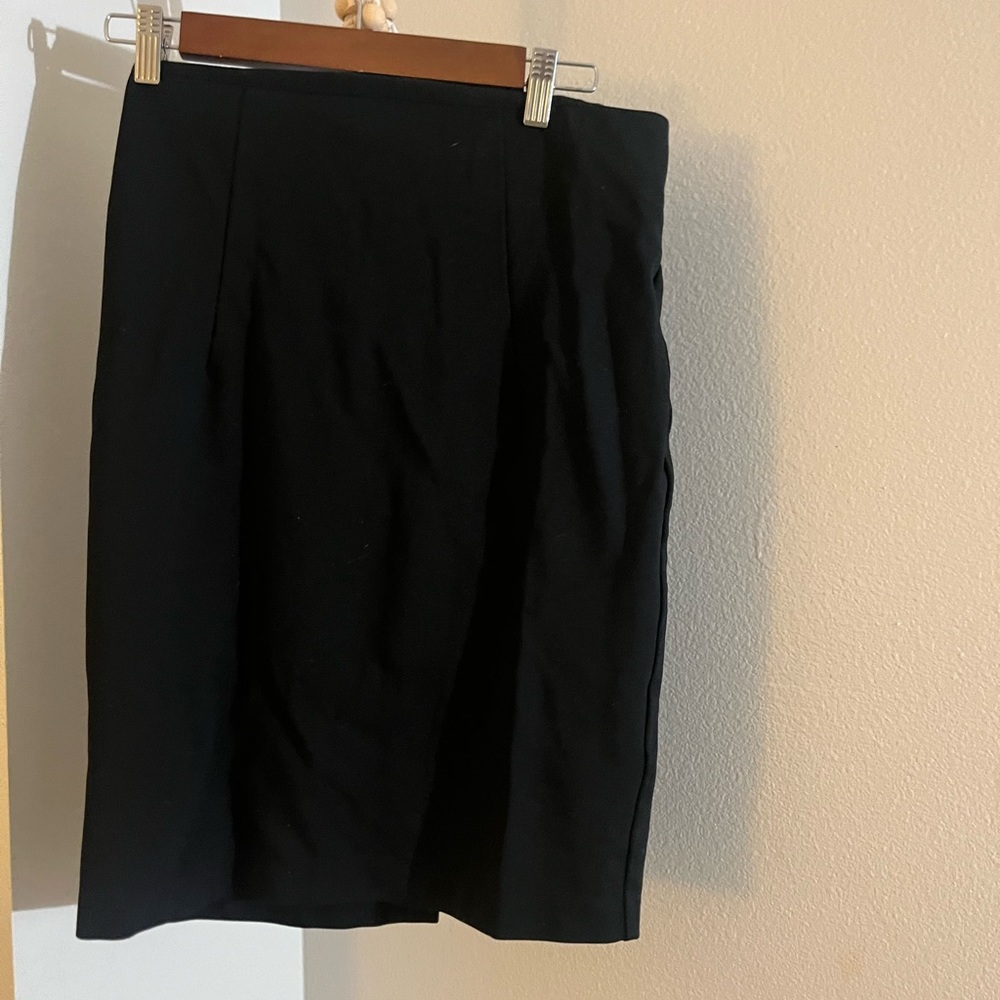 Kenar Black Suit Skirt